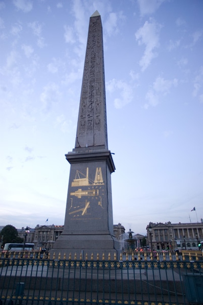 obelisque2.jpg